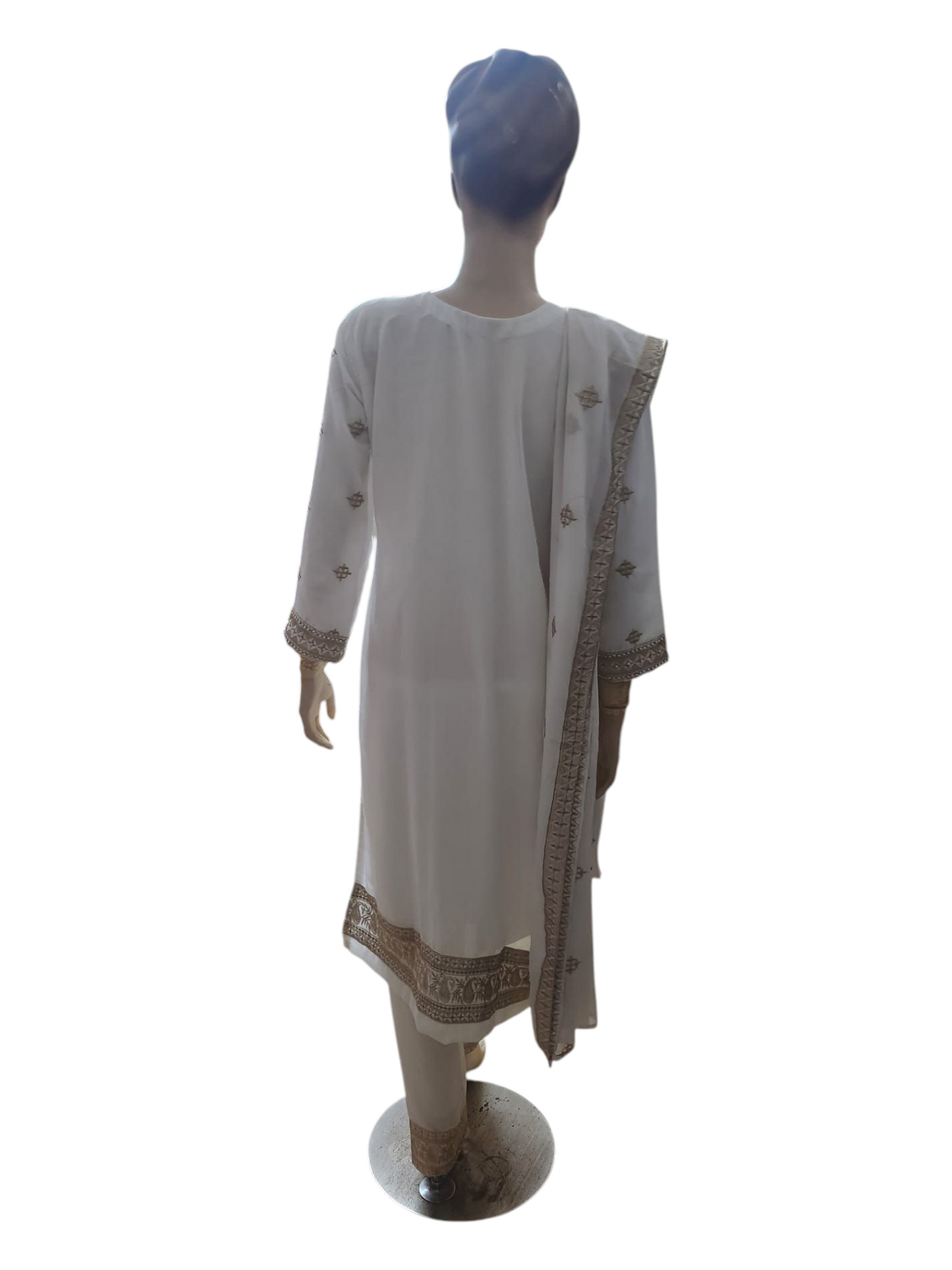 White & Gold Salwar Kameez