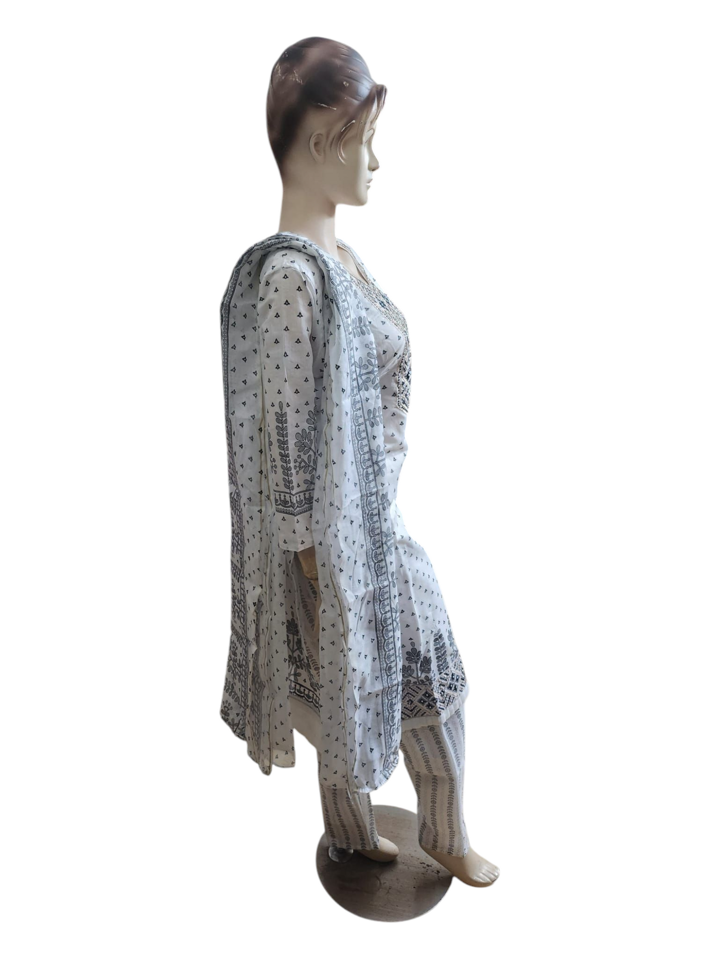 White & Black Salwar Kameez