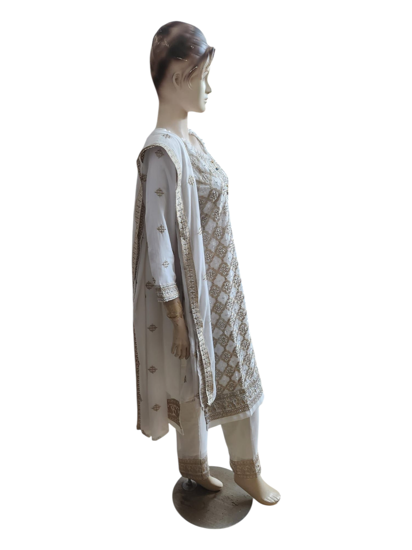 White & Gold Salwar Kameez